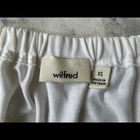 NWOT Wilfred Cropped off the Shoulder Adelisa Top - Picture 4 of 4